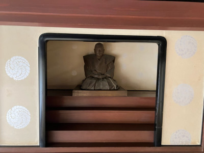 ④