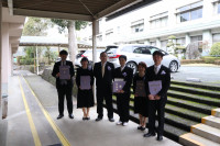 学年団