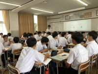 １１